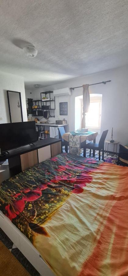 Studio Prommontore Premantura Luaran gambar